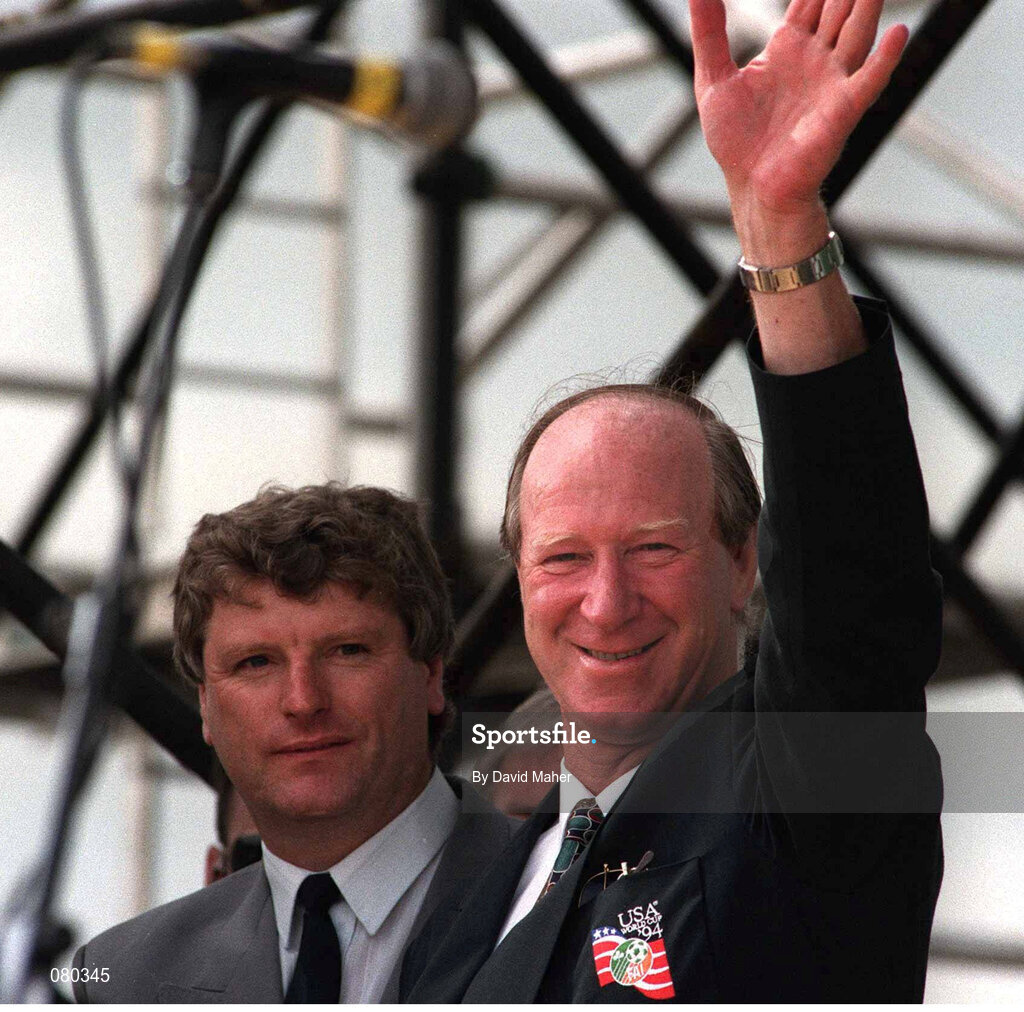 7 July 1994; Jack Charlton shakes hands with Minster for Sport Liam Alward TD at the Phoenix Park when the Republic of Ireland team returned from the 1994 World Cup in the USA. Photo by David Maher/Sportsfile