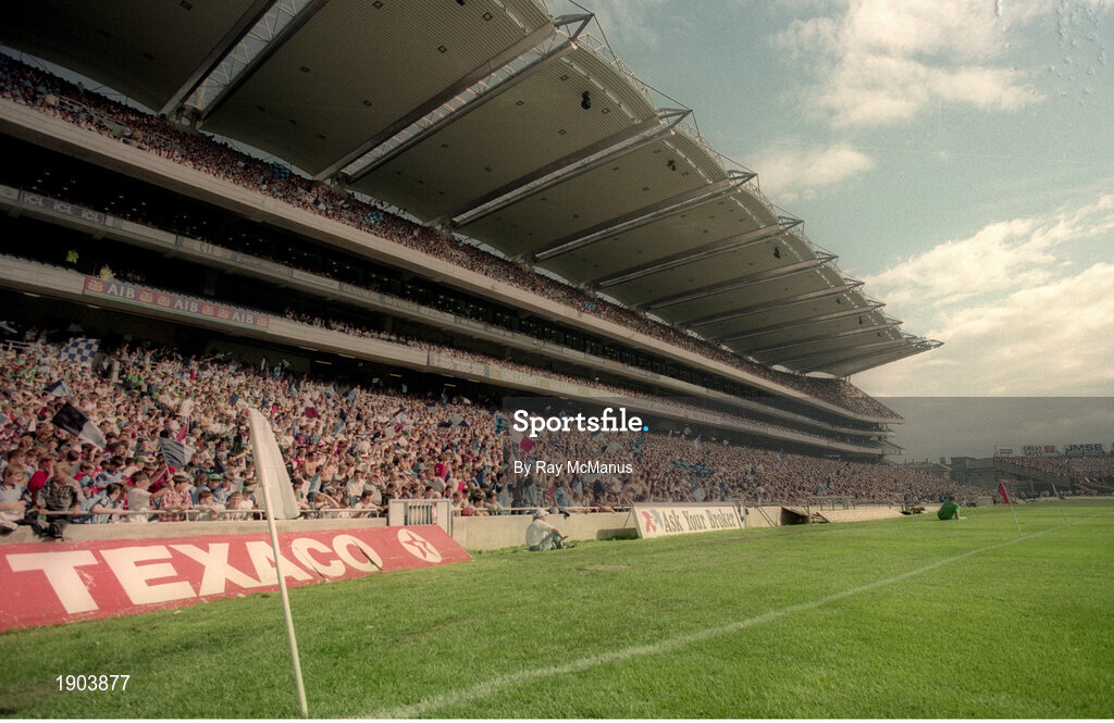 30 July 1995; A general view during the Bank of Ireland Leinster Senior Football Championship Final match between Dublin and Meath at Croke Park in Dublin. Photo by Ray McManus/Sportsfile