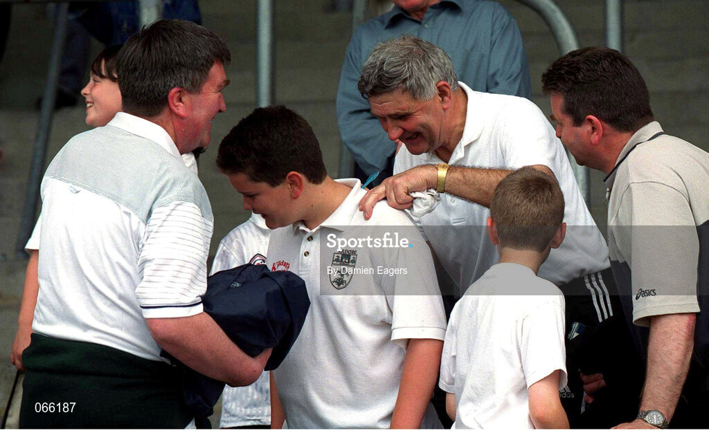 30 June 2001; Mick O'Dwyer, Kildare manager, signs autographs for the Kildare supporters. Kildare v Donegal, All-Ireland Senior Football Championship Qualifier, Newbridge, Co. Kildare. Photo by Damien Eagers/Sportsfile