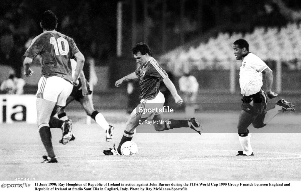 11 June 1990; Ray Houghton of Republic of Ireland in action against John Barnes during the FIFA World Cup 1990 Group F match between England and Republic of Ireland at Stadio Sant'Elia in Cagliari, Italy. Photo by Ray McManus/Sportsfile