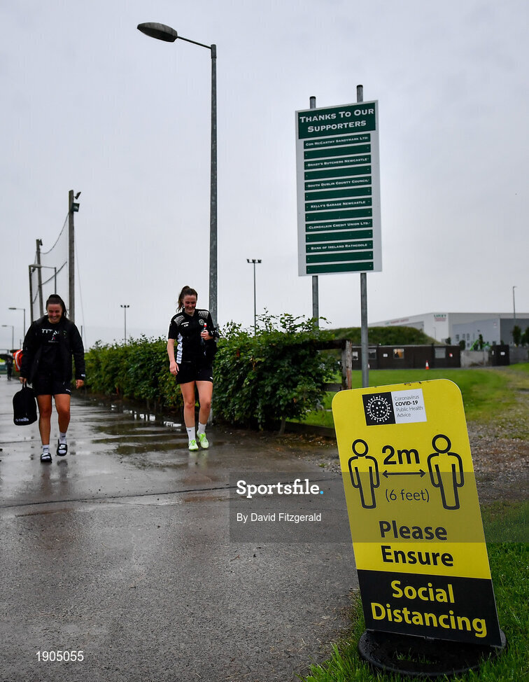 19 June 2020; Eleanor Ryan Doyle, left, and Chloe Moloney arrive prior to a Peamount United squad training session in Greenogue in Newcastle, Dublin. Following approval from the Football Association of Ireland and the Irish Government, a number of national league teams have been allowed to resume collective training. On March 12, the FAI announced the cessation of all football under their jurisdiction upon directives from the Irish Government, the Department of Health and UEFA, in an effort to contain the spread of the Coronavirus (COVID-19) pandemic. Photo by David Fitzgerald/Sportsfile