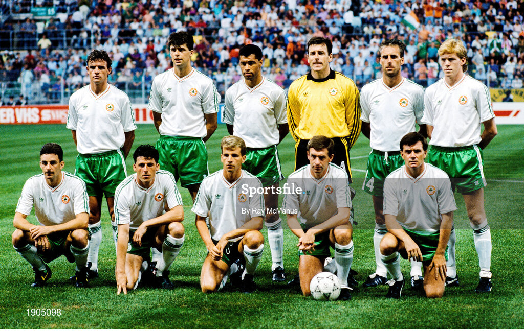 21 June 1990; The Republic of Ireland team, back row, from left, Kevin Moran, Niall Quinn, Paul mcGrath, Packie Bonner, Mick McCarthy and Steve Staunton, with, front, from left, John Aldridge, Andy Townsend, Chris Morris, Kevin Sheedy and Ray Houghton prior to the FIFA World Cup 1990 Group F match between Republic of Ireland and Netherlands at Stadio La Favorita in Palermo, Italy. Photo by Ray McManus/Sportsfile