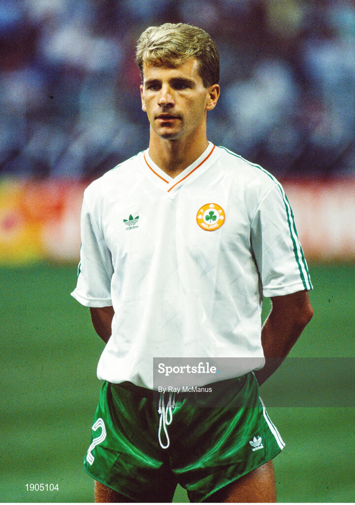 21 June 1990; Chris Morris of Republic of Ireland ahead of the FIFA World Cup 1990 Group F match between Republic of Ireland and Netherlands at Stadio La Favorita in Palermo, Italy. Photo by Ray McManus/Sportsfile