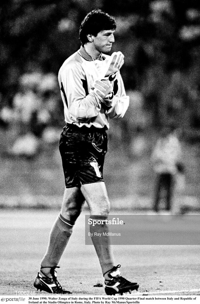 30 June 1990; Walter Zenga of Italy during the FIFA World Cup 1990 Quarter-Final match between Italy and Republic of Ireland at the Stadio Olimpico in Rome, Italy. Photo by Ray McManus/Sportsfile