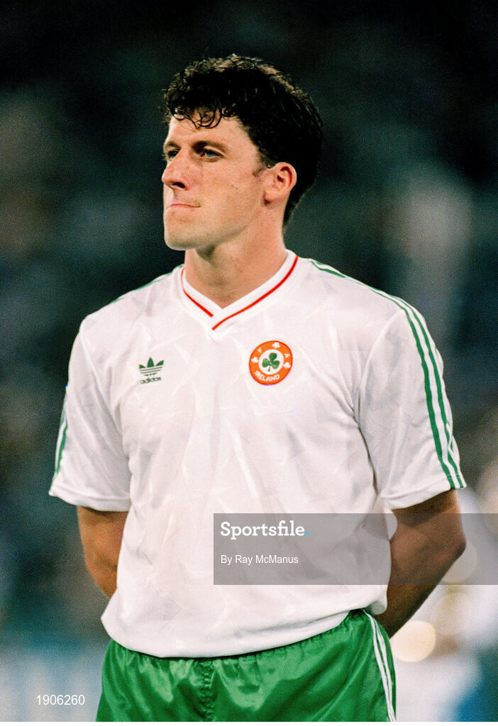 30 June 1990; Andy Townsend of Republic of Ireland prior to the FIFA World Cup 1990 Quarter-Final match between Italy and Republic of Ireland at the Stadio Olimpico in Rome, Italy. Photo by Ray McManus/Sportsfile