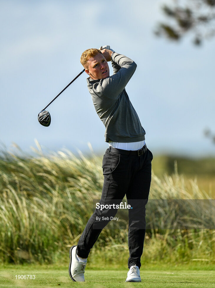 6 July 2020; Joel Funnell watches his tee shot on the first during the Flogas Irish Scratch Series at the Seapoint Golf Club in Termonfeckin, Louth. Photo by Seb Daly/Sportsfile