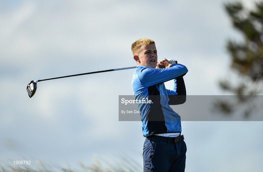 6 July 2020; Mark Holohan watches his tee shot on the first during the Flogas Irish Scratch Series at the Seapoint Golf Club in Termonfeckin, Louth. Photo by Seb Daly/Sportsfile