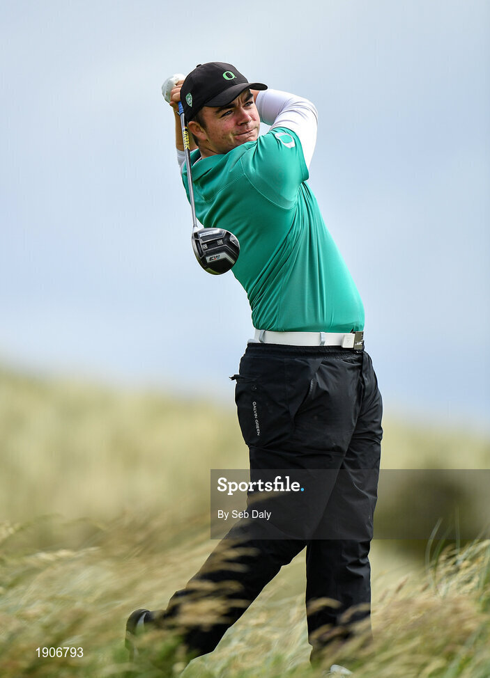 6 July 2020; Daniel Mulligan watches his tee shot on the 10th during the Flogas Irish Scratch Series at the Seapoint Golf Club in Termonfeckin, Louth. Photo by Seb Daly/Sportsfile