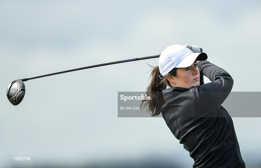 6 July 2020; Paula Grant watches her tee shot on the first during the Flogas Irish Scratch Series at the Seapoint Golf Club in Termonfeckin, Louth. Photo by Seb Daly/Sportsfile