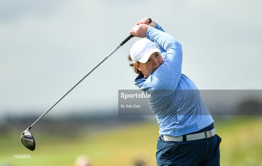 6 July 2020; Louise Coffee watches her tee shot on the first during the Flogas Irish Scratch Series at the Seapoint Golf Club in Termonfeckin, Louth. Photo by Seb Daly/Sportsfile