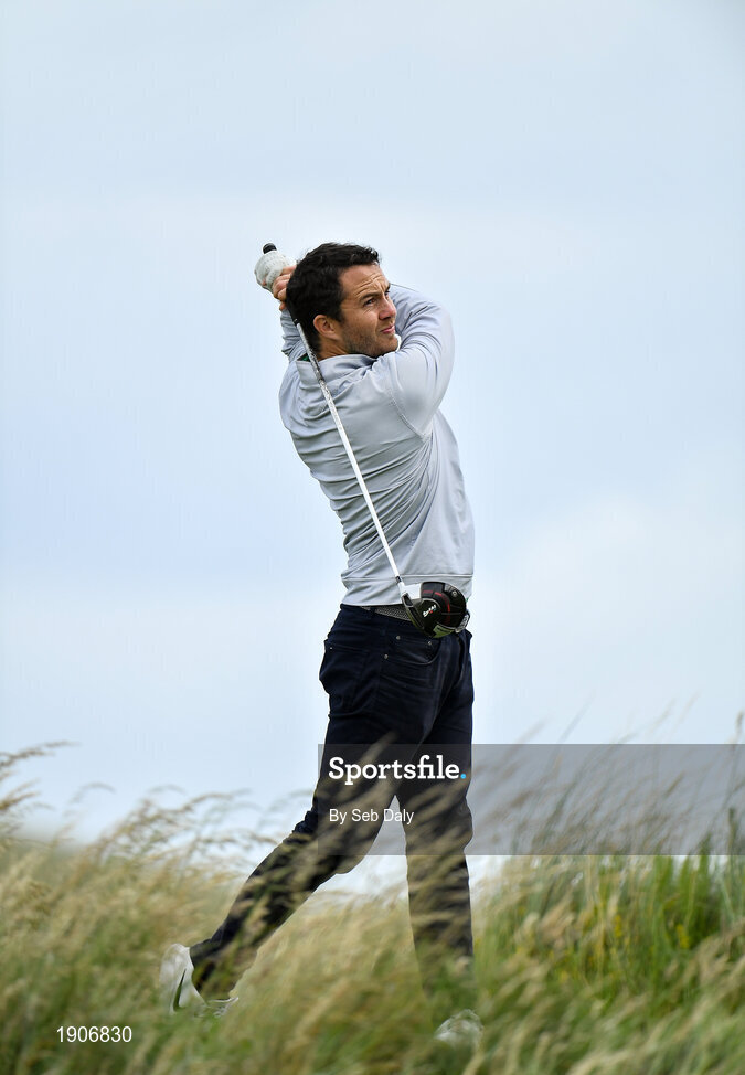 6 July 2020; Gerard Dunne watches his tee shot on the 10th during the Flogas Irish Scratch Series at the Seapoint Golf Club in Termonfeckin, Louth. Photo by Seb Daly/Sportsfile