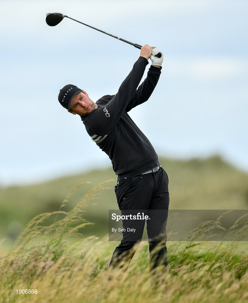 6 July 2020; Johnny Caldwell watches his tee shot on the 11th during the Flogas Irish Scratch Series at the Seapoint Golf Club in Termonfeckin, Louth. Photo by Seb Daly/Sportsfile