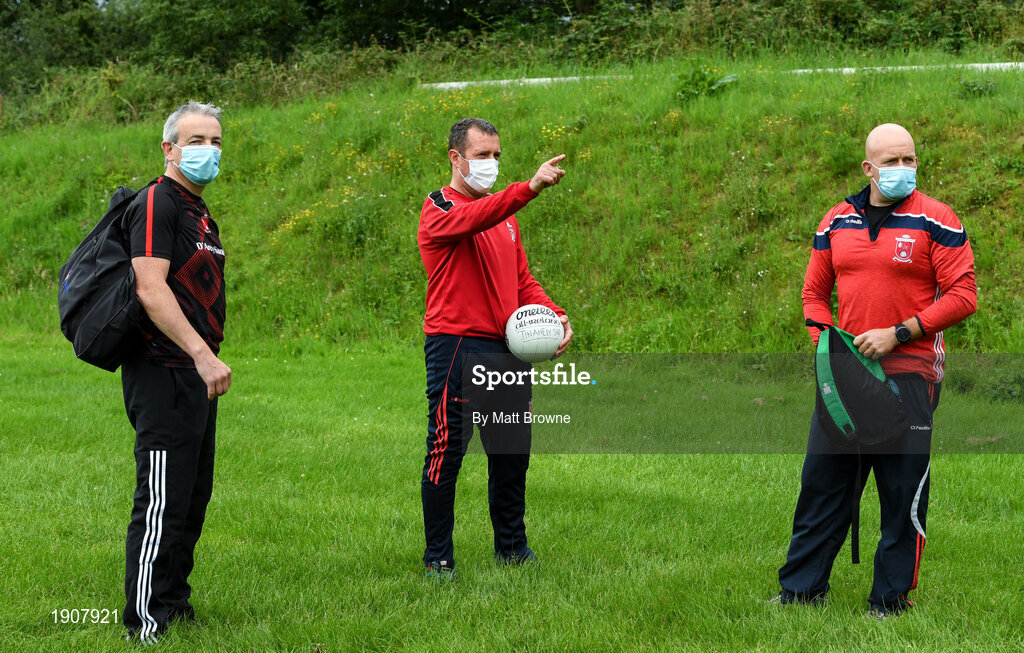 17 July 2020; Tinahely selector Shane Kenny, centre, with selector Tommy McDonald, left, and strength and conditioning coach Stephen Perry, right, before the Wicklow County Senior Football Championship Round 1 match between Tinahely and Kiltegan at Baltinglass GAA Club in Baltinglass, Wicklow. Competitive GAA matches have been approved to return following the guidelines of Phase 3 of the Irish Government’s Roadmap for Reopening of Society and Business and protocols set down by the GAA governing authorities. With games having been suspended since March, competitive games can take place with updated protocols including a limit of 200 individuals at any one outdoor event, including players, officials and a limited number of spectators, with social distancing, hand sanitisation and face masks being worn by those in attendance among other measures in an effort to contain the spread of the Coronavirus (COVID-19) pandemic. Photo by Matt Browne/Sportsfile
