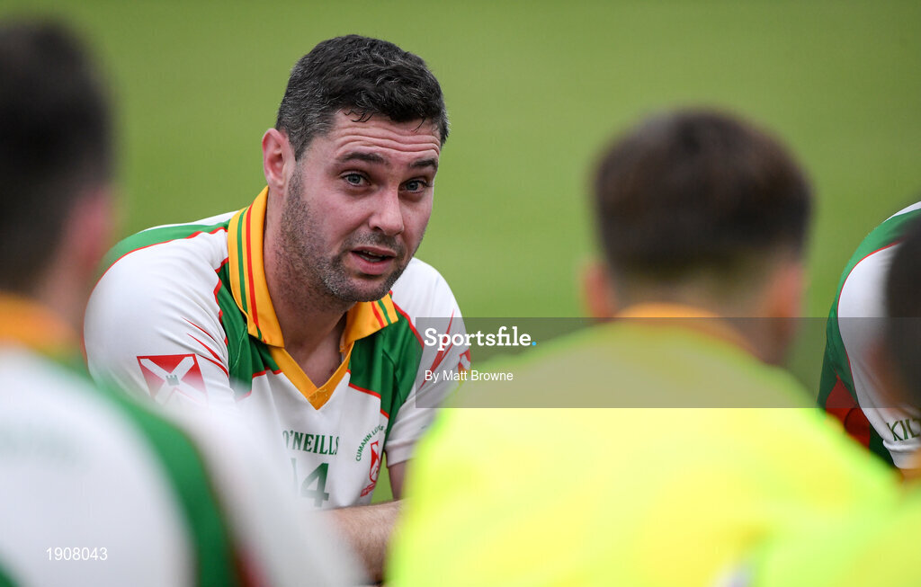 17 July 2020; Seanie Furlong of Kiltegan with his team-mates before the Wicklow County Senior Football Championship Round 1 match between Tinahely and Kiltegan at Baltinglass GAA Club in Baltinglass, Wicklow. Competitive GAA matches have been approved to return following the guidelines of Phase 3 of the Irish Government’s Roadmap for Reopening of Society and Business and protocols set down by the GAA governing authorities. With games having been suspended since March, competitive games can take place with updated protocols including a limit of 200 individuals at any one outdoor event, including players, officials and a limited number of spectators, with social distancing, hand sanitisation and face masks being worn by those in attendance among other measures in an effort to contain the spread of the Coronavirus (COVID-19) pandemic. Photo by Matt Browne/Sportsfile