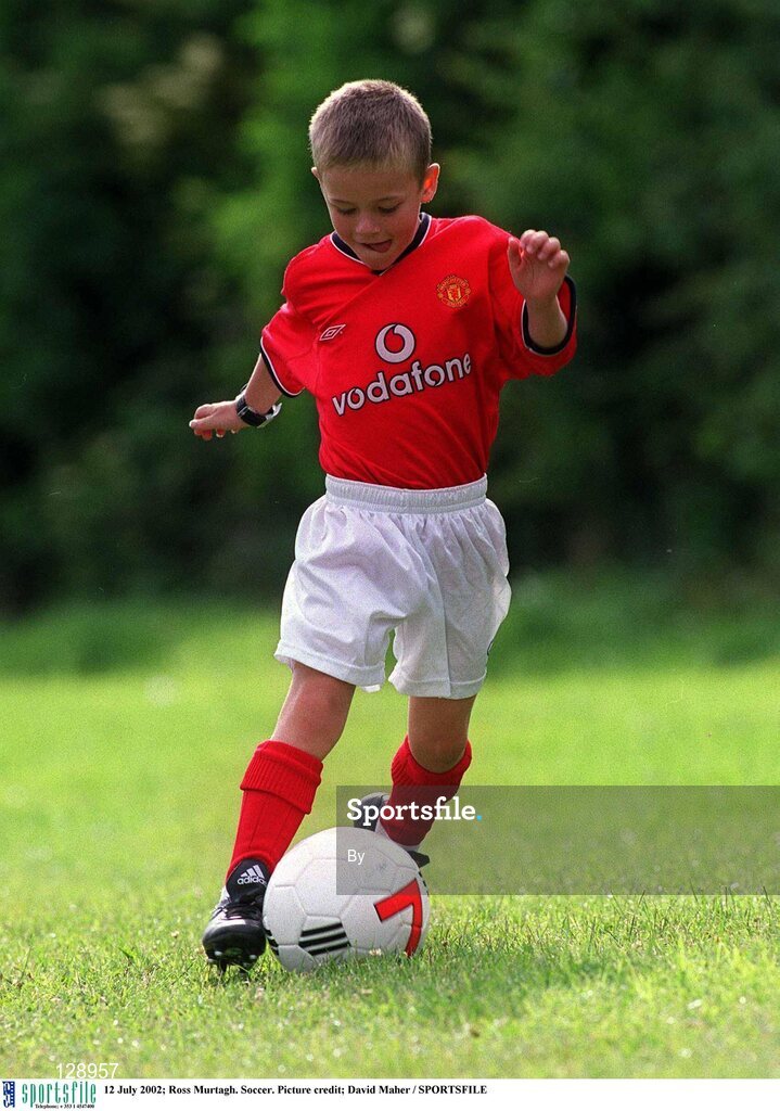 12 July 2002; Ross Murtagh. Soccer. Picture credit; David Maher / SPORTSFILE
