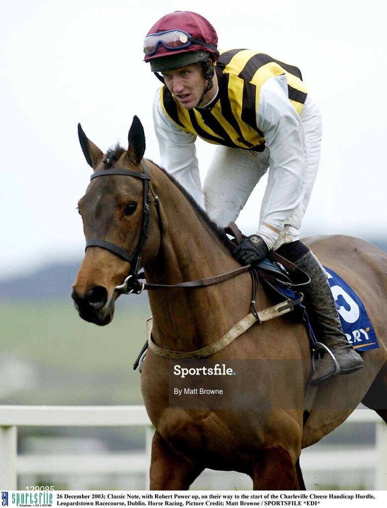 26 December 2003; Classic Note, with Robert Power up, on their way to the start of the Charleville Cheese Handicap Hurdle, Leopardstown Racecourse, Dublin. Horse Racing. Picture Credit; Matt Browne / SPORTSFILE *EDI*