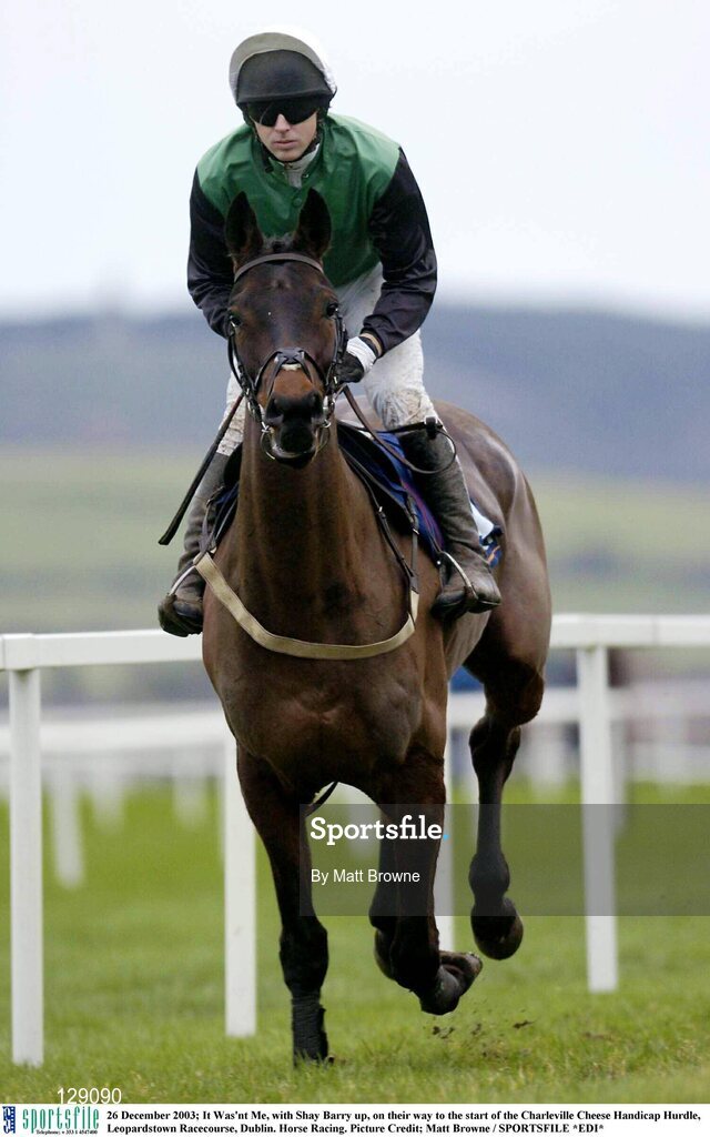 26 December 2003; It Was'nt Me, with Shay Barry up, on their way to the start of the Charleville Cheese Handicap Hurdle, Leopardstown Racecourse, Dublin. Horse Racing. Picture Credit; Matt Browne / SPORTSFILE *EDI*