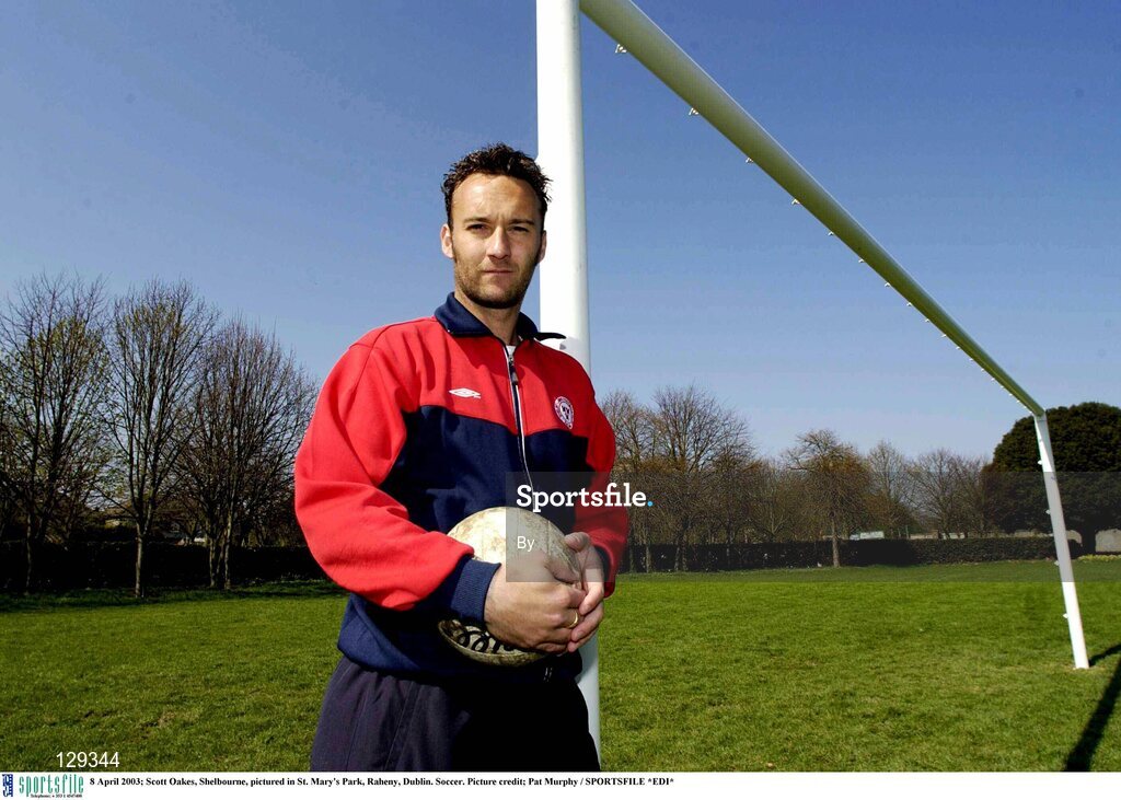 8 April 2003; Scott Oakes, Shelbourne, pictured in St. Mary's Park, Raheny, Dublin. Soccer. Picture credit; Pat Murphy / SPORTSFILE *EDI*