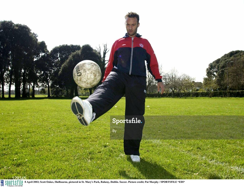 8 April 2003; Scott Oakes, Shelbourne, pictured in St. Mary's Park, Raheny, Dublin. Soccer. Picture credit; Pat Murphy / SPORTSFILE *EDI*