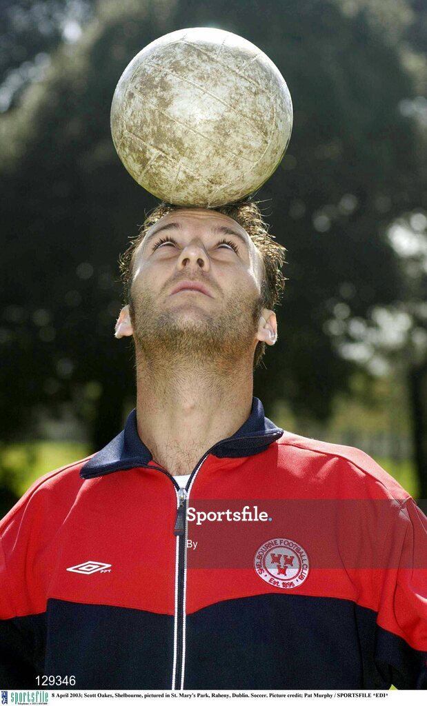 8 April 2003; Scott Oakes, Shelbourne, pictured in St. Mary's Park, Raheny, Dublin. Soccer. Picture credit; Pat Murphy / SPORTSFILE *EDI*