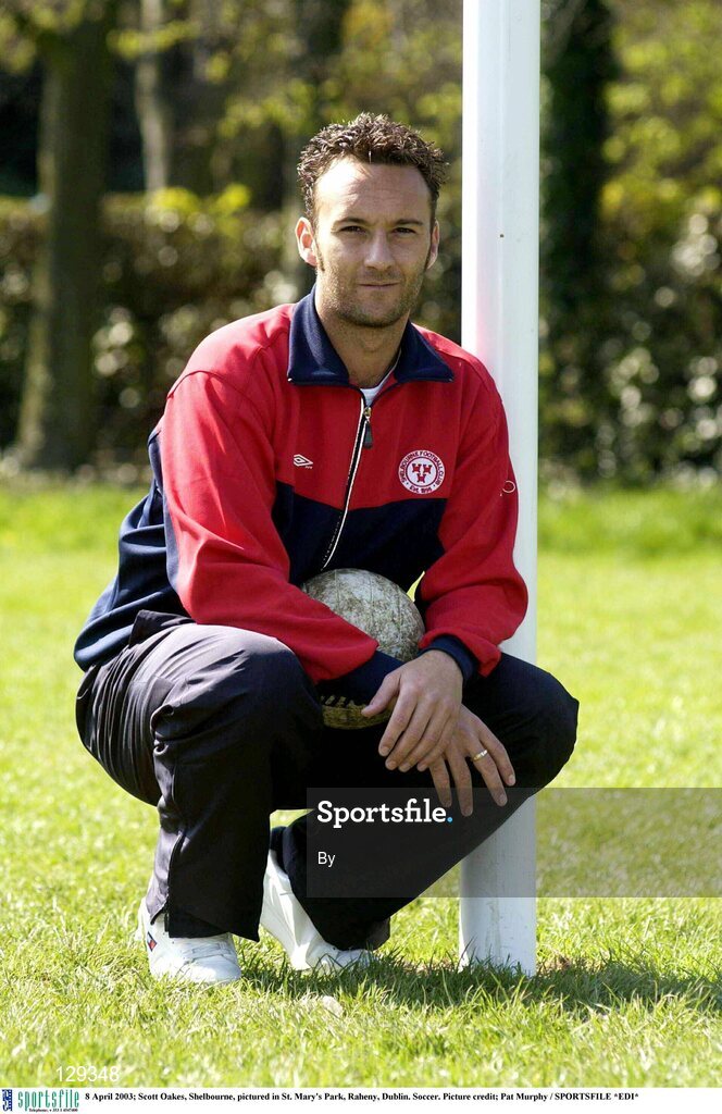 8 April 2003; Scott Oakes, Shelbourne, pictured in St. Mary's Park, Raheny, Dublin. Soccer. Picture credit; Pat Murphy / SPORTSFILE *EDI*