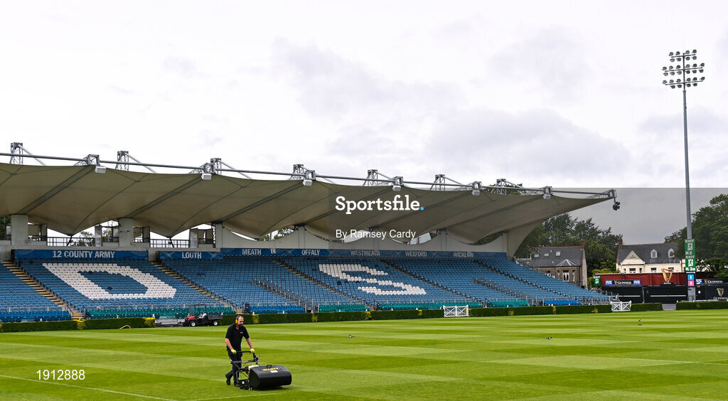 4 August 2020; A groundsman cuts the grass at the RDS Arena in Dublin. Photo by Ramsey Cardy/Sportsfile