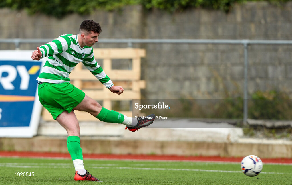 23 August 2020; Emmet O'Shea of Killarney Celtic shoots to score the winning penalty of the penalty shootout during the FAI Youth Cup Final match between Killarney Celtic and Douglas Hall at Mounthawk Park in Tralee, Kerry. Photo by Michael P Ryan/Sportsfile
