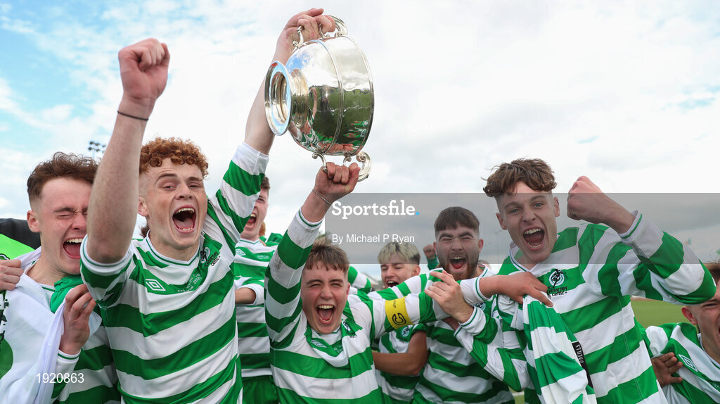 23 August 2020; Killarney Celtic players celebrate following the FAI Youth Cup Final match between Killarney Celtic and Douglas Hall at Mounthawk Park in Tralee, Kerry. Photo by Michael P Ryan/Sportsfile