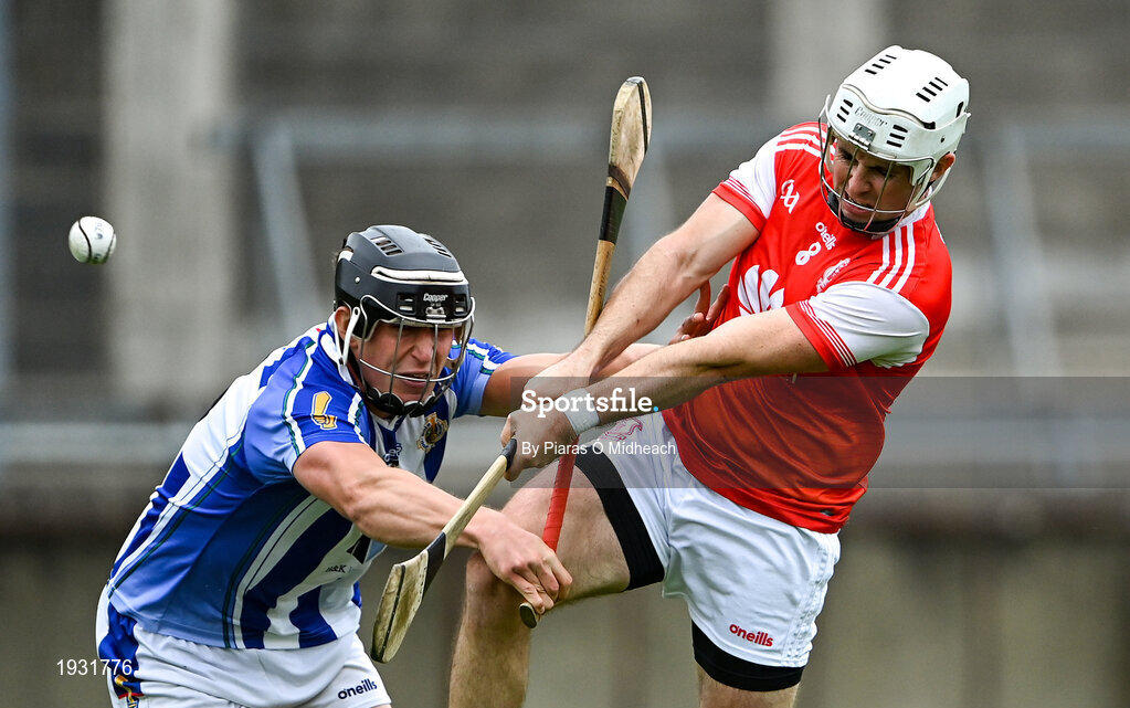 20 September 2020; Niall Carty of Cuala shoots under pressure from Luke Corcoran of Ballyboden St Enda's during the Dublin County Senior Hurling Championship Final match between Ballyboden St Enda's and Cuala at Parnell Park in Dublin. Photo by Piaras Ó Mídheach/Sportsfile