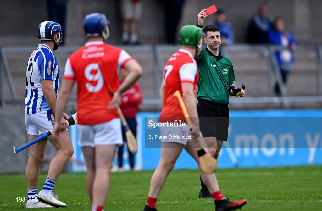 20 September 2020; Referee Seán Stack shows the red card to Conal Keaney of Ballyboden St Enda's, left, for a second yellow card offence during the Dublin County Senior Hurling Championship Final match between Ballyboden St Enda's and Cuala at Parnell Park in Dublin. Photo by Piaras Ó Mídheach/Sportsfile