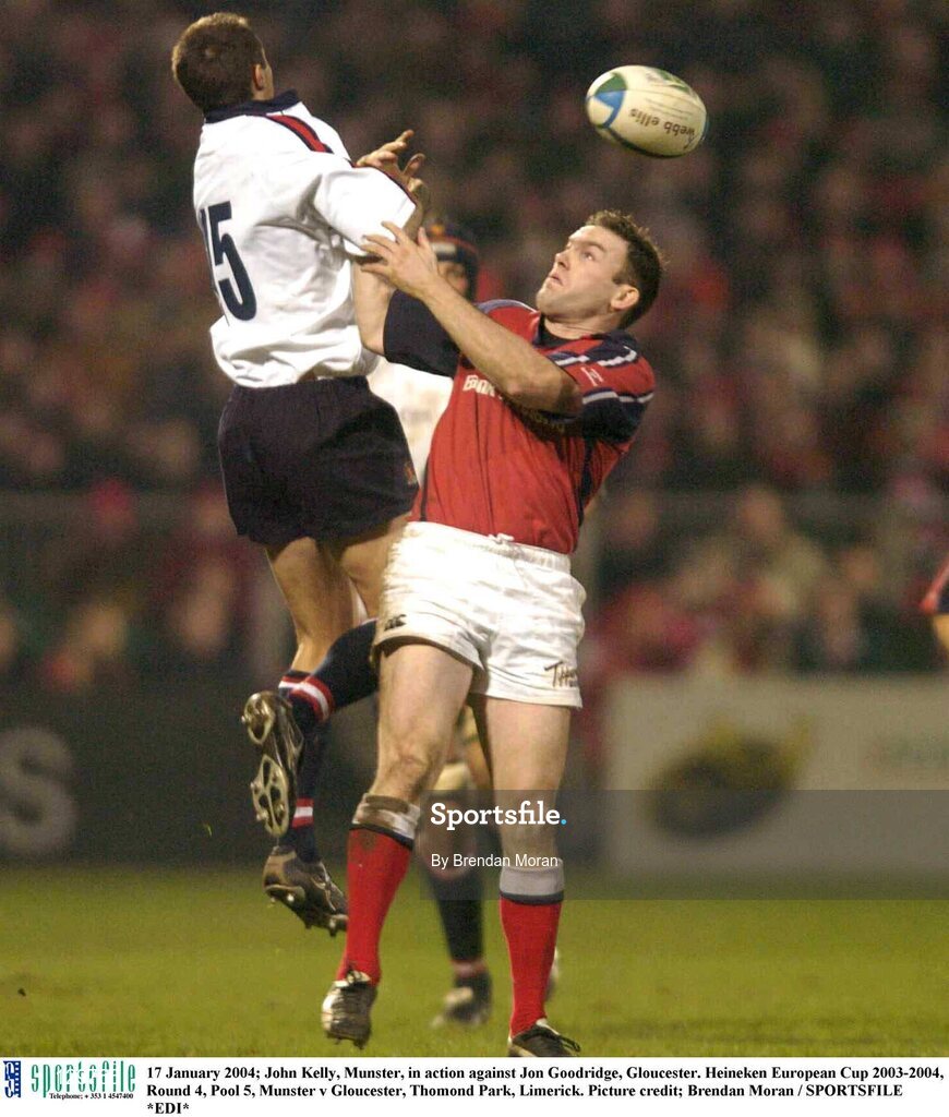17 January 2004; John Kelly, Munster, in action against Jon Goodridge, Gloucester. Heineken European Cup 2003-2004, Round 4, Pool 5, Munster v Gloucester, Thomond Park, Limerick. Picture credit; Brendan Moran / SPORTSFILE *EDI*