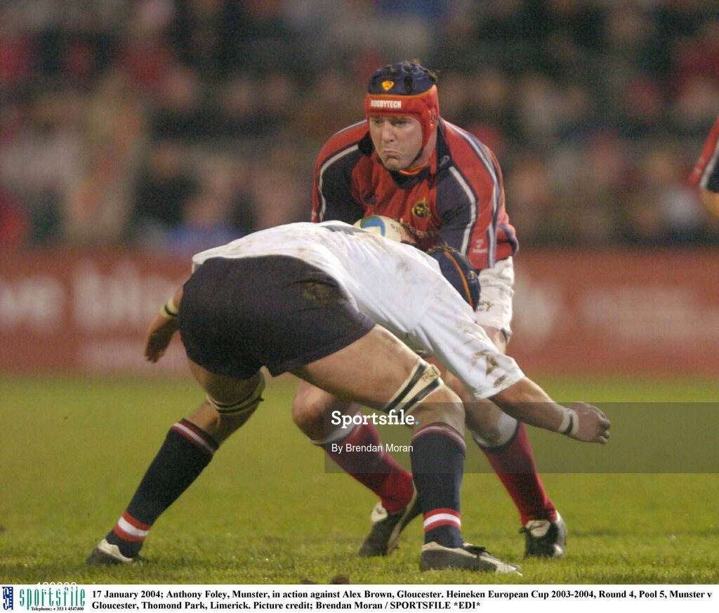 17 January 2004; Anthony Foley, Munster, in action against Alex Brown, Gloucester. Heineken European Cup 2003-2004, Round 4, Pool 5, Munster v Gloucester, Thomond Park, Limerick. Picture credit; Brendan Moran / SPORTSFILE *EDI*