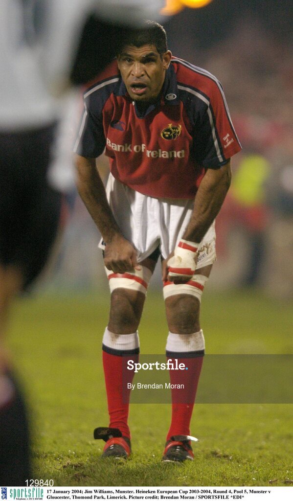 17 January 2004; Jim Williams, Munster. Heineken European Cup 2003-2004, Round 4, Pool 5, Munster v Gloucester, Thomond Park, Limerick. Picture credit; Brendan Moran / SPORTSFILE *EDI*