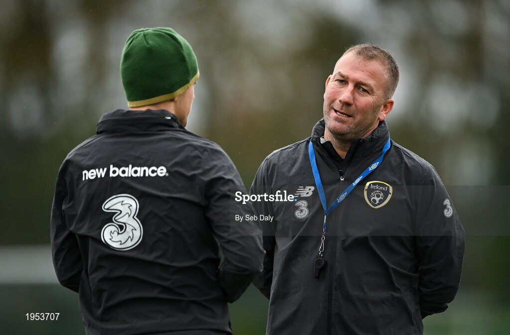 11 November 2020; Assistant manager Alan Reynolds, right, during a Republic of Ireland U21 training session at the FAI National Training Centre in Abbotstown, Dublin. Photo by Seb Daly/Sportsfile