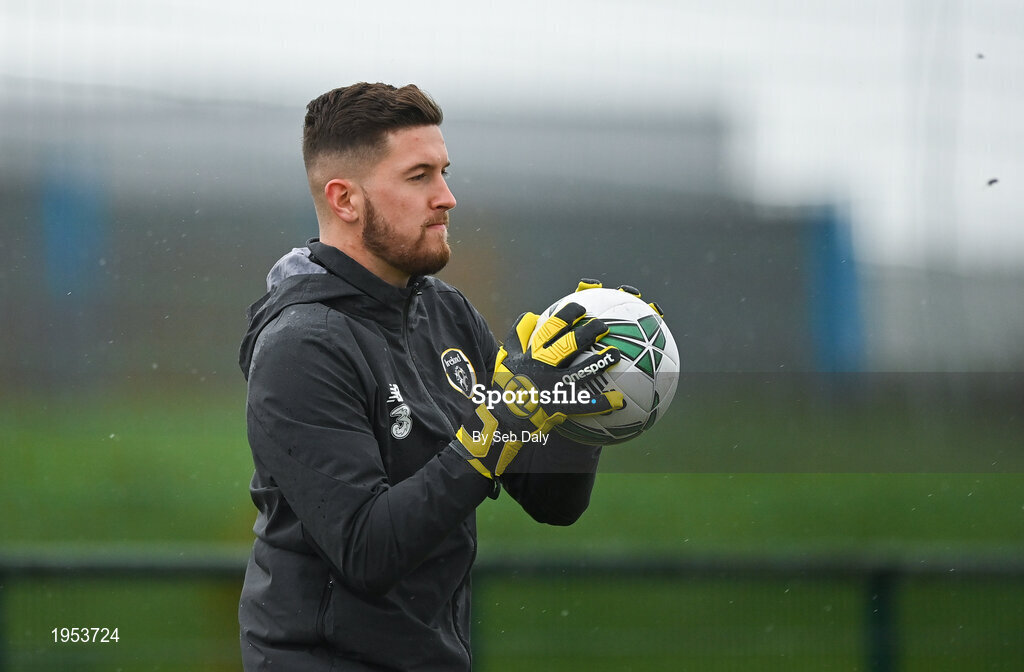 11 November 2020; Calum Ward during a Republic of Ireland U21 training session at the FAI National Training Centre in Abbotstown, Dublin. Photo by Seb Daly/Sportsfile