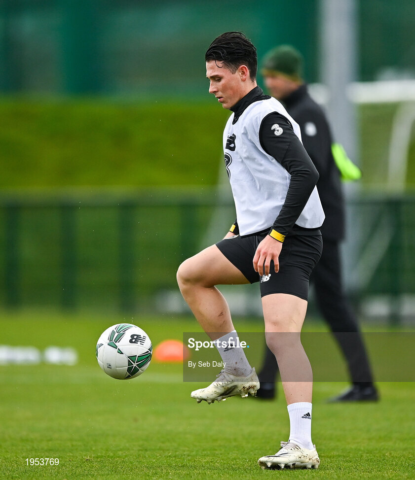 11 November 2020; Danny McNamara during a Republic of Ireland U21 training session at the FAI National Training Centre in Abbotstown, Dublin. Photo by Seb Daly/Sportsfile