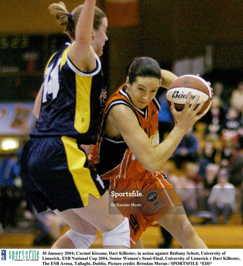 30 January 2004; Carmel Kissane, Dart Killester, in action against Bethany Schott, University of Limerick. ESB National Cup 2004, Senior Women's Semi-Final, University of Limerick v Dart Killester, The ESB Arena, Tallaght, Dublin. Picture credit; Brendan Moran / SPORTSFILE *EDI*
