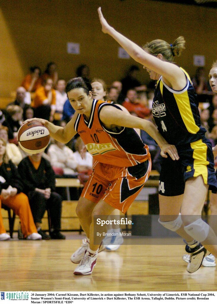 30 January 2004; Carmel Kissane, Dart Killester, in action against Bethany Schott, University of Limerick. ESB National Cup 2004, Senior Women's Semi-Final, University of Limerick v Dart Killester, The ESB Arena, Tallaght, Dublin. Picture credit; Brendan Moran / SPORTSFILE *EDI*
