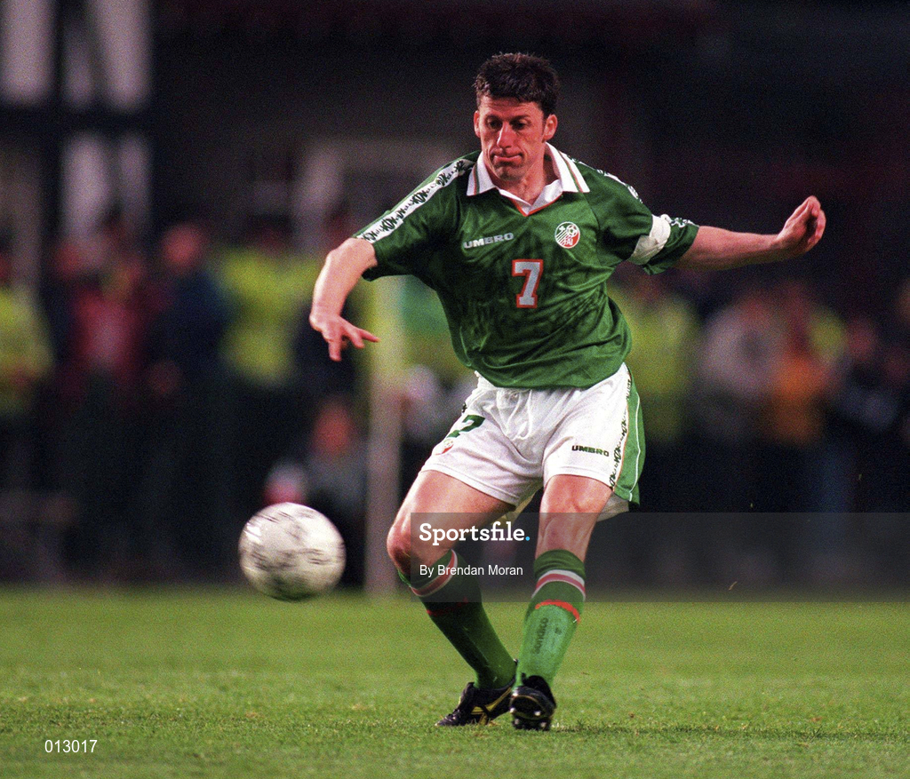 21 May 1997; Andy Townsend of Republic of Ireland during the FIFA World Cup 1998 Group 8 Qualifying match between Republic of Ireland and Liechtenstein at Lansdowne Road in Dublin. Photo by Brendan Moran/Sportsfile