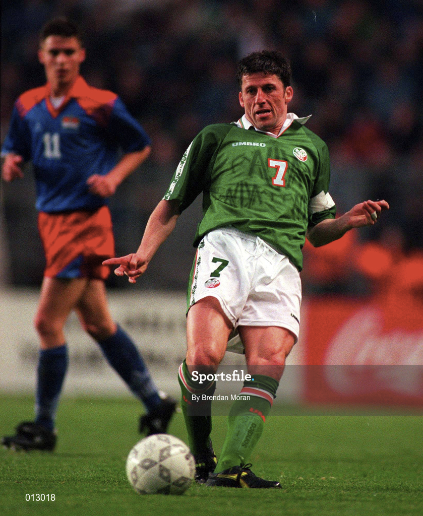 21 May 1997; Andy Townsend of Republic of Ireland during the FIFA World Cup 1998 Group 8 Qualifying match between Republic of Ireland and Liechtenstein at Lansdowne Road in Dublin. Photo by Brendan Moran/Sportsfile