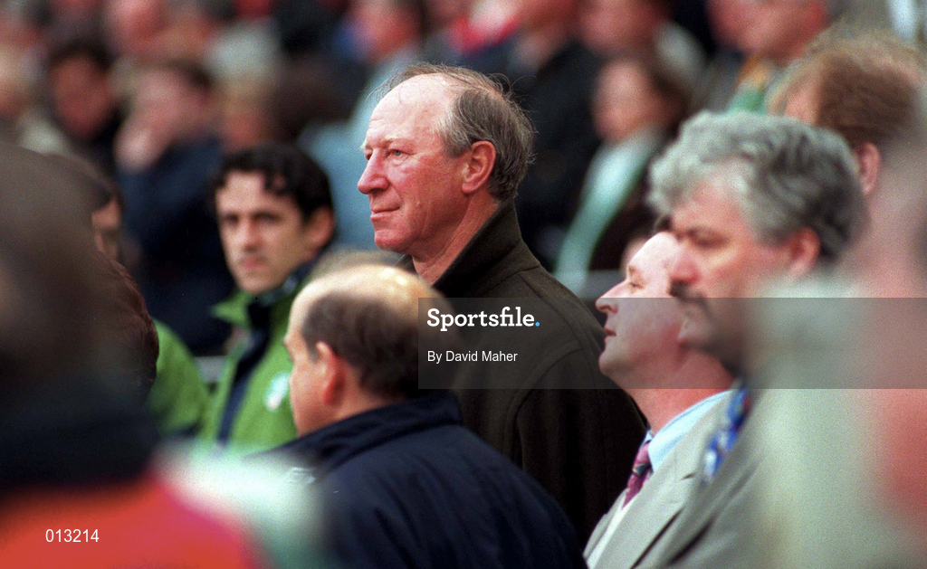 21 May 1997; Jack Charlton during the FIFA World Cup 1998 Group 8 Qualifying match between Republic of Ireland and Liechtenstein at Lansdowne Road in Dublin. Photo by David Maher/Sportsfile
