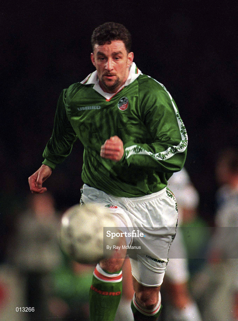 27 March 1996; John Aldridge of Republic of Ireland during the International Friendly match between Republic of Ireland and Russia at Lansdowne Road in Dublin. Photo by Ray McManus/Sportsfile