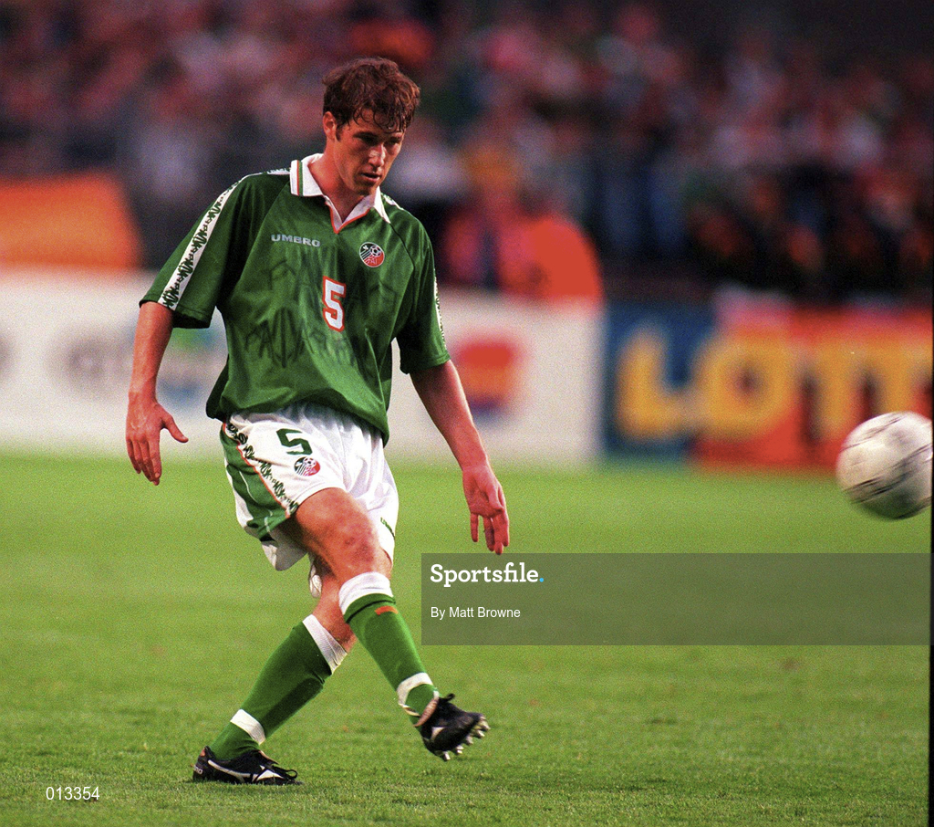 20 August 1997; Kenny Cunningham of Republic of Ireland during the FIFA World Cup 1998 Group 8 Qualifying match between Republic of Ireland and Lithuania at Lansdowne Road in Dublin. Photo by Matt Browne/Sportsfile