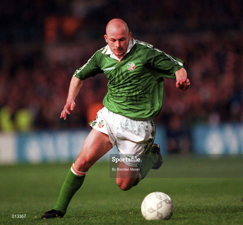 22 April 1998; Lee Carsley of Republic of Ireland during the International Friendly match between Republic of Ireland and Argentina at Lansdowne Road in Dublin. Photo by Brendan Moran/Sportsfile
