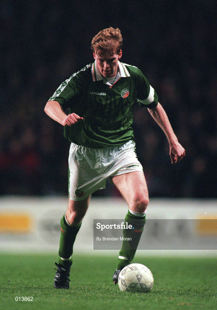 22 April 1998; Steve Staunton of Republic of Ireland during the International Friendly match between Republic of Ireland and Argentina at Lansdowne Road in Dublin. Photo by Brendan Moran/Sportsfile