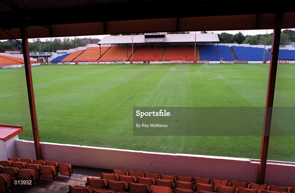 15 July 1998; A general view of Tolka Park during the postponement annoucement of the UEFA Cup Tie 1st Leg between Shelbourne and Rangers which was due to be played at Tolka Park in Dublin. Photo by Ray McManus/Sportsfile.