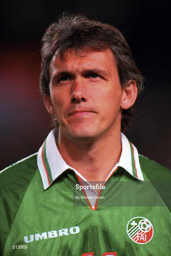 9 October 1996; Tony Cascarino of Republic of Ireland during the FIFA World Cup 1998 Group 8 Qualifiying match between Republic of Ireland and Macedonia at Landsdowne Road in Dublin. Photo by Brendan Moran/Sportsfile