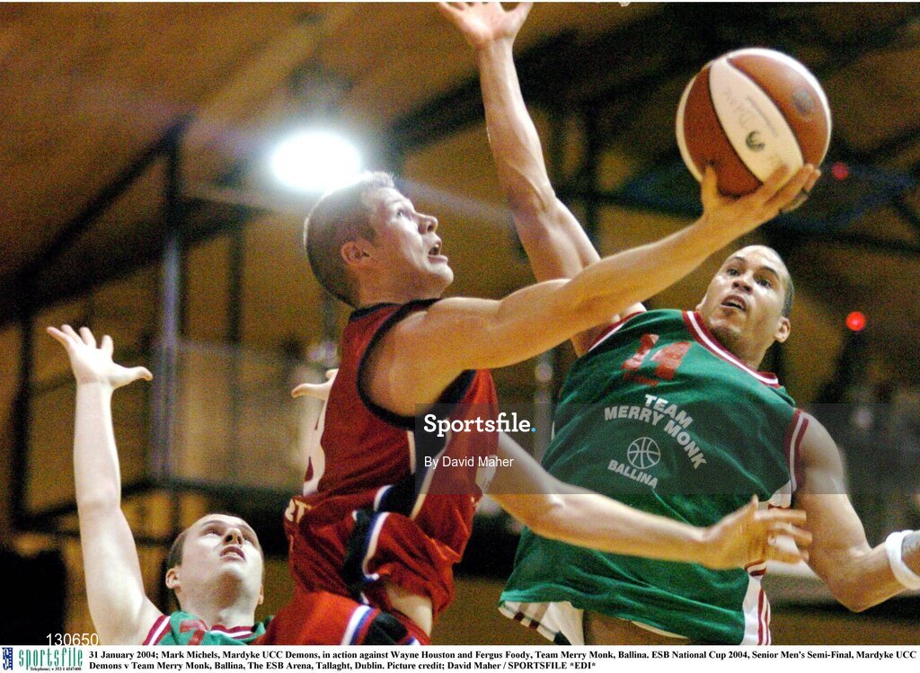 31 January 2004; Mark Michels, Mardyke UCC Demons, in action against Wayne Houston and Fergus Foody, Team Merry Monk, Ballina. ESB National Cup 2004, Senior Men's Semi-Final, Mardyke UCC Demons v Team Merry Monk, Ballina, The ESB Arena, Tallaght, Dublin. Picture credit; David Maher / SPORTSFILE *EDI*