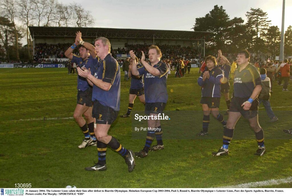 31 January 2004; The Leinster Lions salute their fans after defeat to Biarritz Olympique. Heineken European Cup 2003-2004, Pool 3, Round 6, Biarritz Olympique v Leinster Lions, Parc des Sports Aguilera, Biarritz, France. Picture credit; Pat Murphy / SPORTSFILE *EDI*