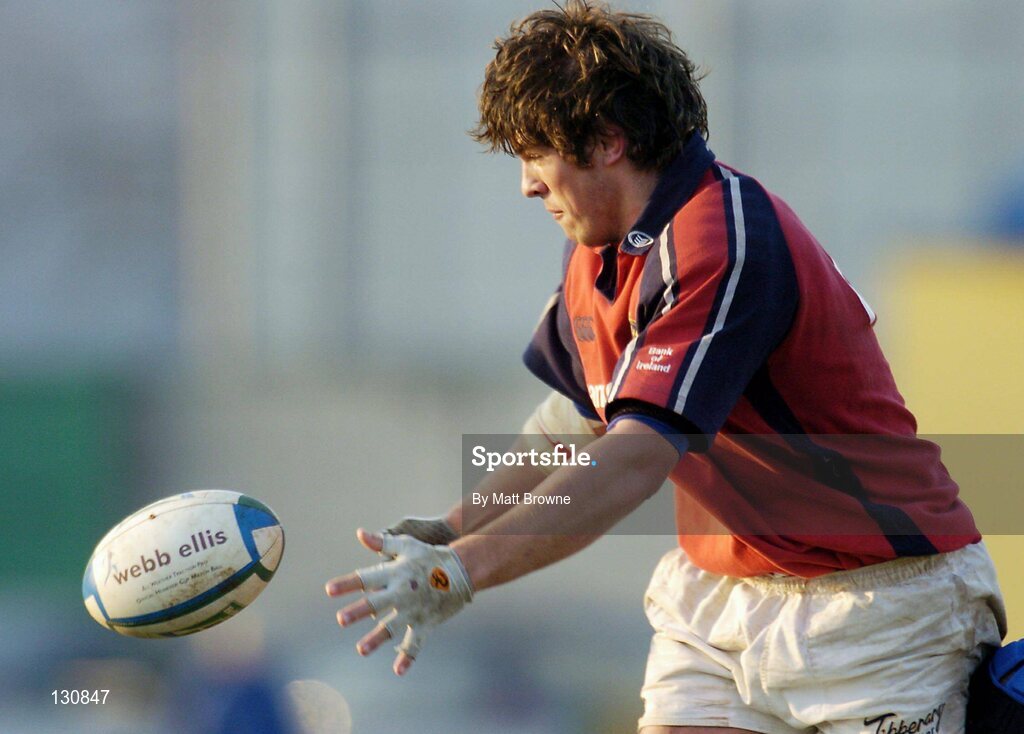 24 January 2004; Donncha O'Connell, Munster. Heineken European Cup 2003-2004, Round 5, Pool 5, Benetton Treviso v Munster, Stadio Comunale di Monigio, Treviso, Italy. Picture credit; Matt Browne / SPORTSFILE *EDI*